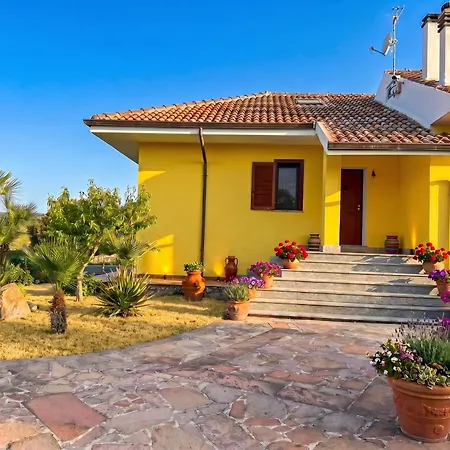 Ulivo With Private Pool, Large Garden And Parking * Surigheddu