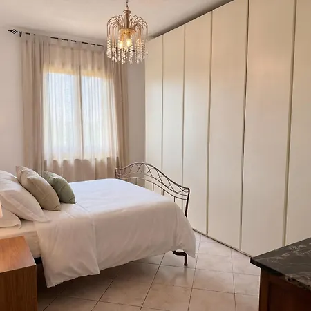 Ulivo With Private Pool, Large Garden And Parking Villa *