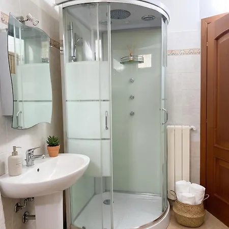 Villa Ulivo With Private Pool, Large Garden And Parking *